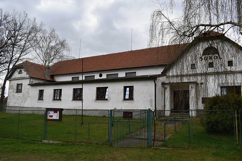 Tipněte si obec na snímcích.