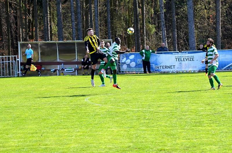 Z divizního fotbalového utkání Tatran Rakovník - Březová (4:0)