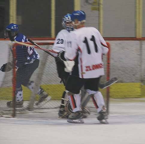 Rakovničtí borci zvítězili v neděli večer na slánském ledě nad týmem HC Zlonice 8:3