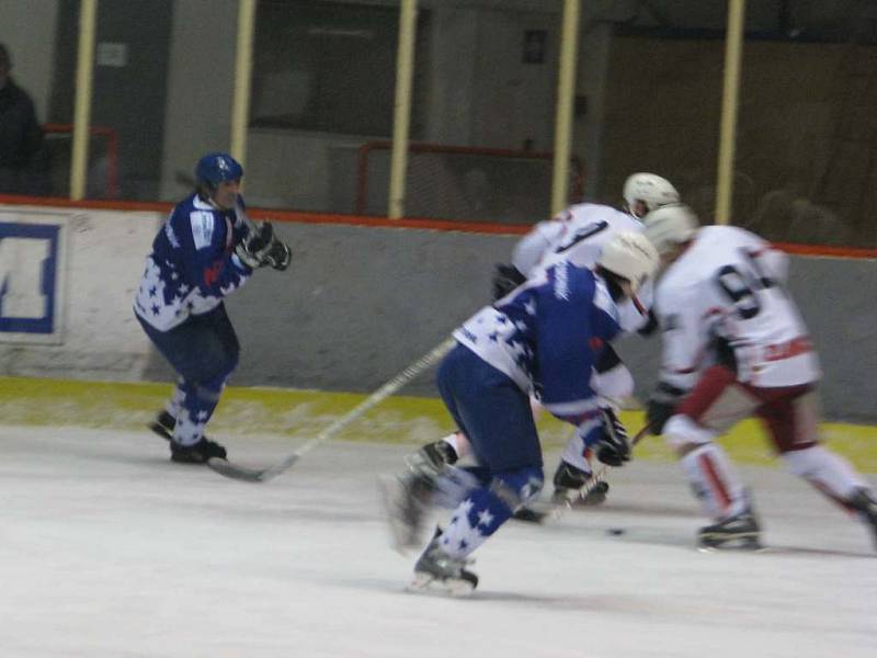 Rakovničtí borci zvítězili v neděli večer na slánském ledě nad týmem HC Zlonice 8:3