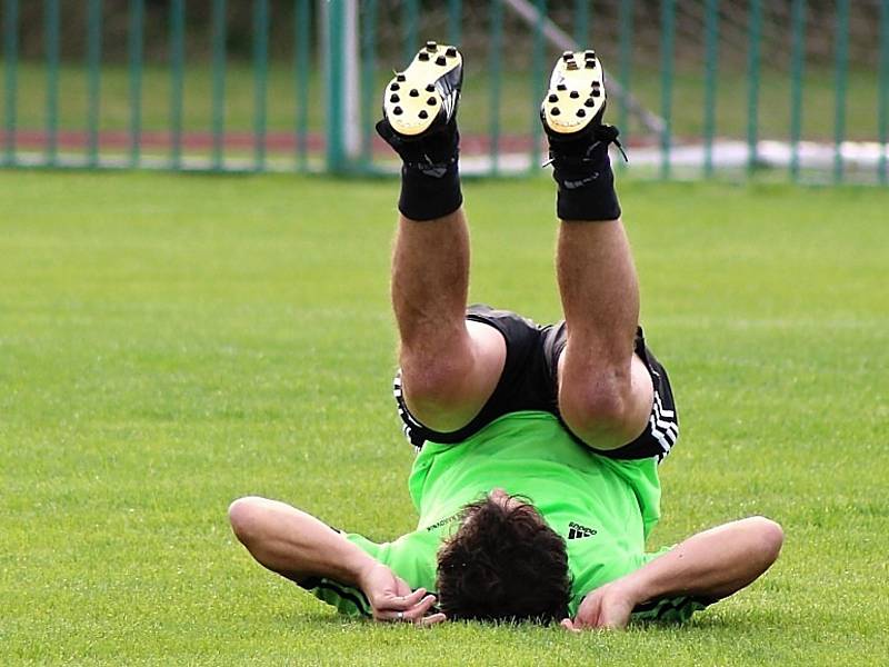 Olympie zdolala ve šlágru 3. kola okresního přeboru Městečko 2:1.