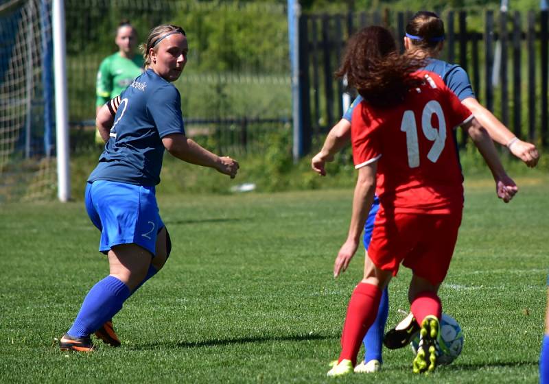 Fotbalistky FK Rakovník porazily v nadstavbové části II. ligy žen Brno 6:3.