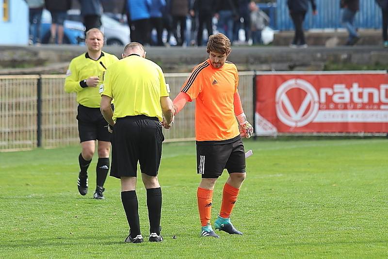 Z fotbalového utkání I.B třídy SK Rakovník B - Zavidov (3:3, PK 3:2)