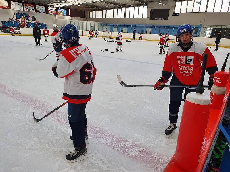 Druhý kemp druhého ročníku Školy hokejových talentů hostil Rakovník.