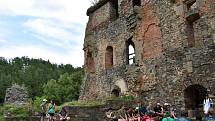 Hrad Krakovec je v létě v obležení turistů. Návštěvnost je srovnatelná s tou loňskou, kdy byla rekordní.