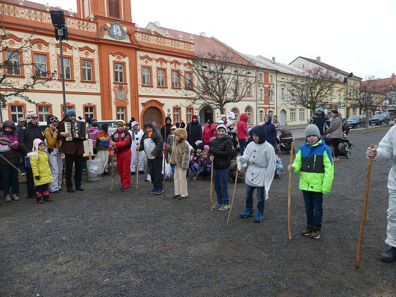 Hlavním tématem masopustu v Rakovníku byla zima.