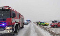 U Svojetína došlo ve středu 17. ledna k tragické nehodě. Vážně zraněný spolujezdec z havarované dodávky zemřel v nemocnici.