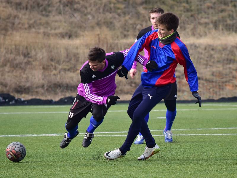 Fotbalisté rezervy Tatranu Rakovník porazili v přípravě béčko Přední Kopaniny 5:4.