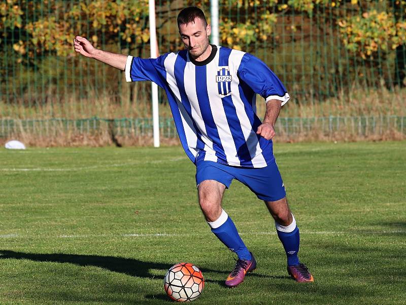 Fotbalisté Lišan v 8. kole okresního přeboru porazili Lány po pokutových kopech. V základní hrací době skončil duel 2:2.