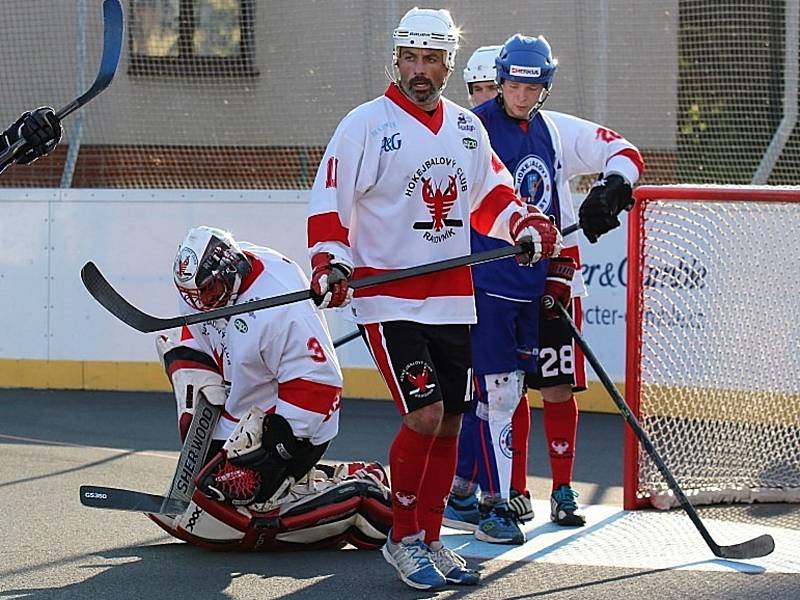 Hokejbalisté HBC Rakovník prohráli v přípravě s Mostem 1:3.