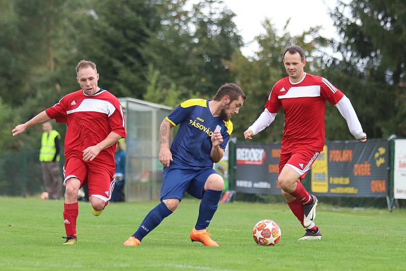 OP Rakovnicka: Zavidov B (v červeném) -  Olešná 5:1.