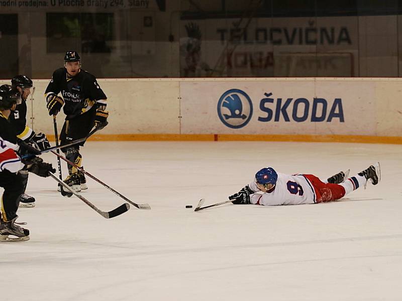 Hokejisté HC Rakovník zvítězili ve Slaném 3:1.