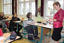 Celkem 35 žáků skládalo ve středu jednotné přijímací zkoušky na SZeŠ v Rakovníku