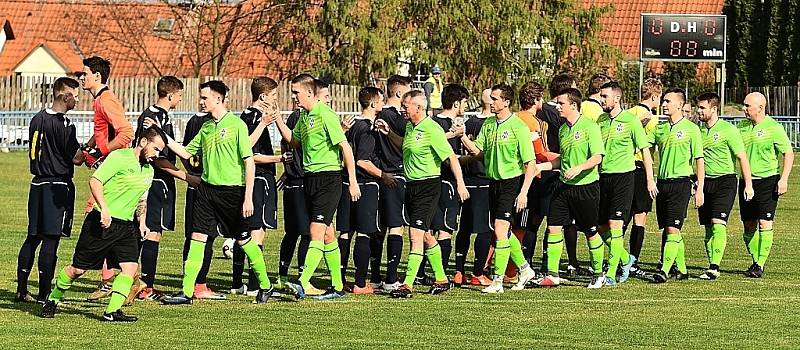 Z fotbalového utkání I.B třídy Lány - SK Rakovník B (4:1)