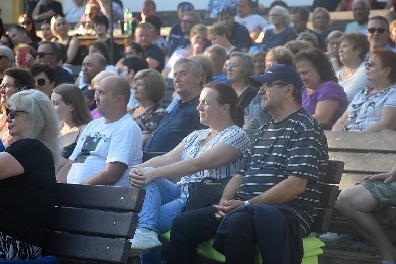 Koncert The Beatles Revival a Karla Kahovce v Letním kině Rakovník