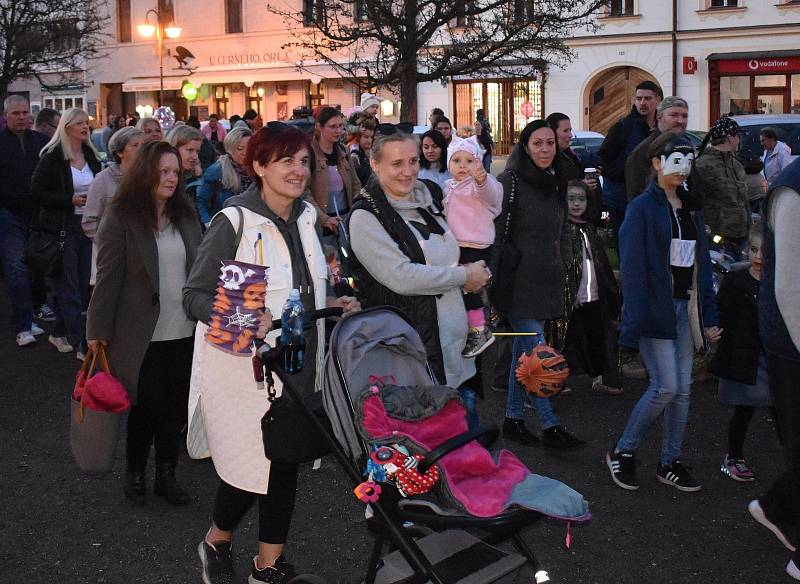 Halloweenský průvod v Rakovníku.