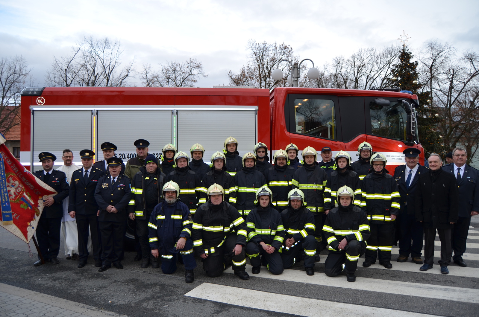 OBRAZEM: Novostrašečtí hasiči mají nové vozidlo - Rakovnický deník