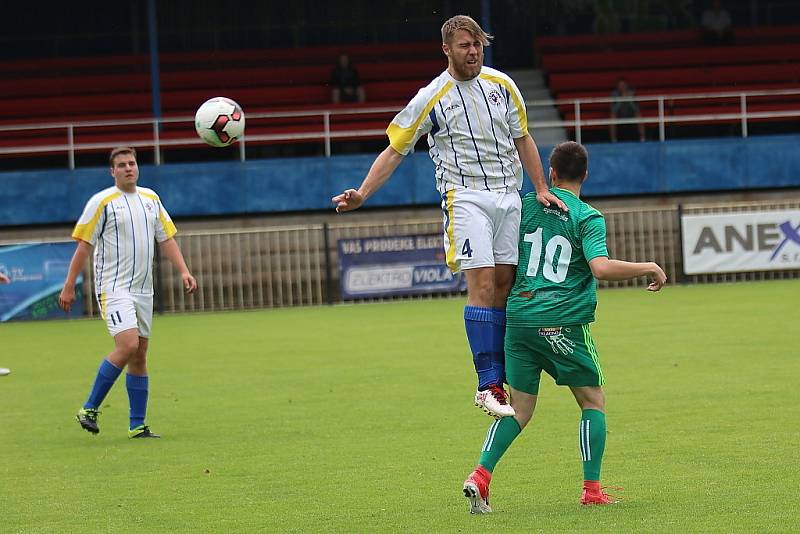 Z fotbalového utkání I.B třídy SK Rakovník B - Hostouň B (2:5)