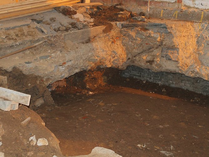 Archeologické nálezy při přístavbě ZŠ Nové Strašecí