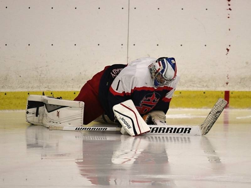 Hokejisté HC Rakovník v dalším kole krajské ligy zdolali Poděbrady 4:2.