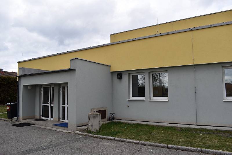 V novostrašecké hale BIOS bylo zřízeno dětské centrum pro Ukrajince.