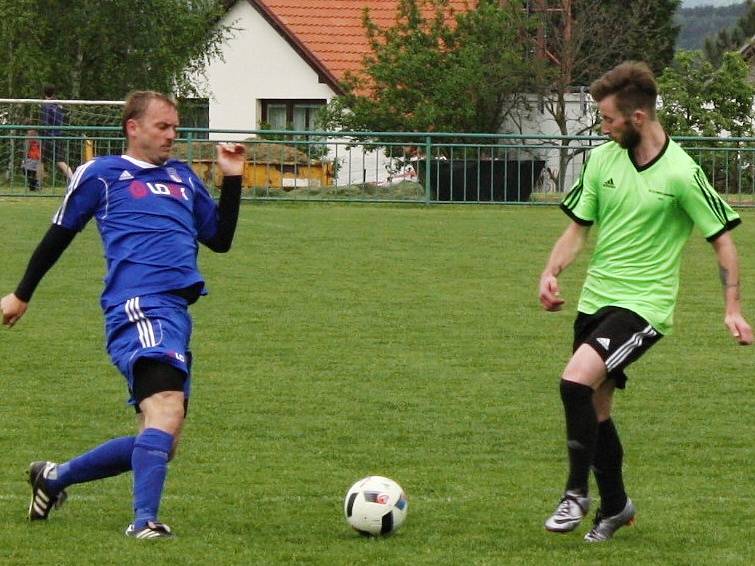 Fotbalisté Olympie porazili ve šlágru 22. kola okresního přeboru Městečko 3:1.