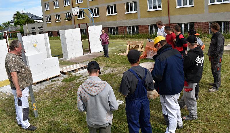 Zedníci z Integrované střední školy Rakovník.