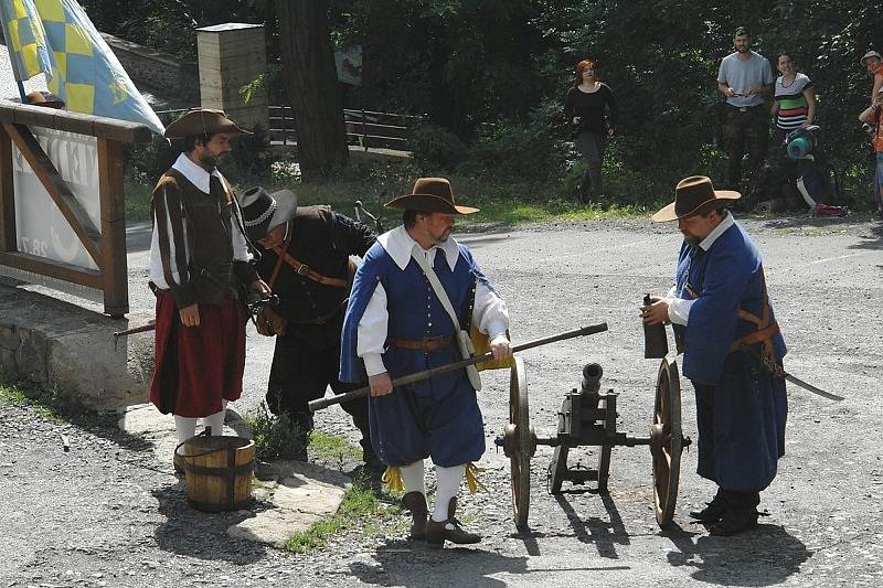 Obsazení Křivoklátu švédským historickým vojskem se nakonec obešlo bez boje.