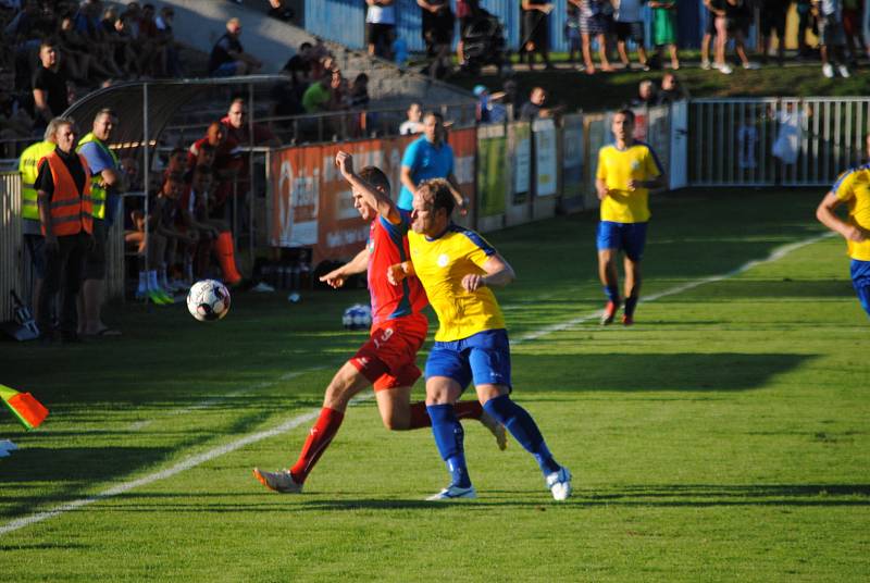 SK Rakovník prohrál v úvodním kole ČFL s Viktorií Plzeň B 0:3 (0:0).