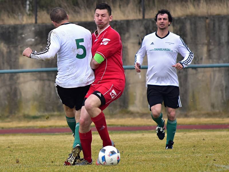 Rakovnická Olympie zdolala v prvním jarním kole okresního přeboru Kroučovou 3:0