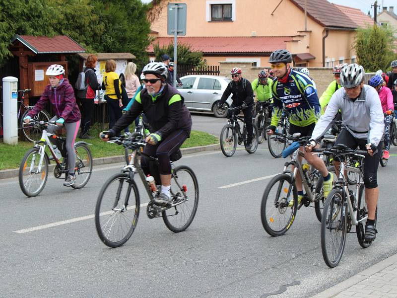 Trasy Lišanské šlapky zdolalo letos asi 300 lidí.