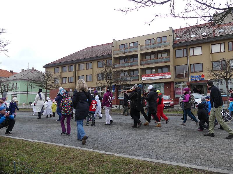 Hlavním tématem masopustu v Rakovníku byla zima.