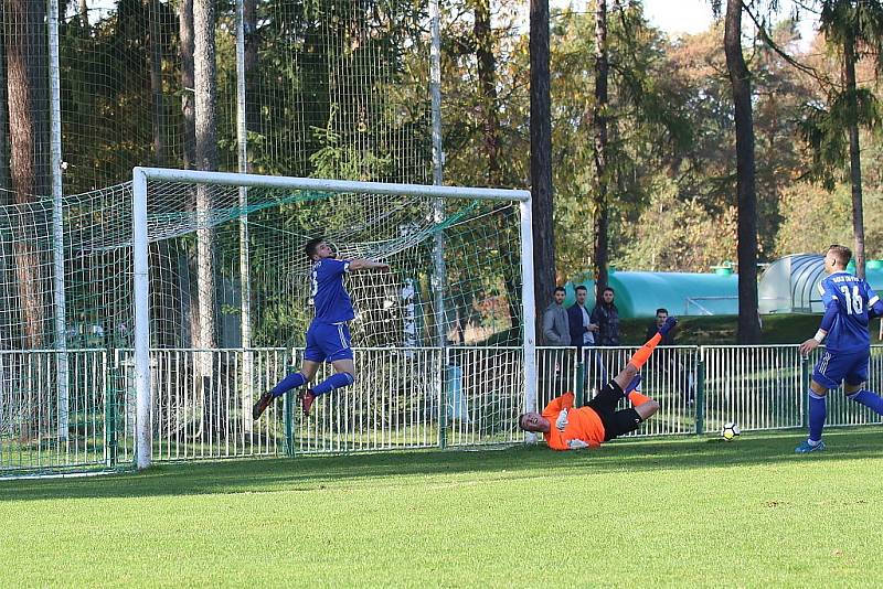 Z fotbalového utkání divize Tatran Rakovník - Český Brod (3:1)