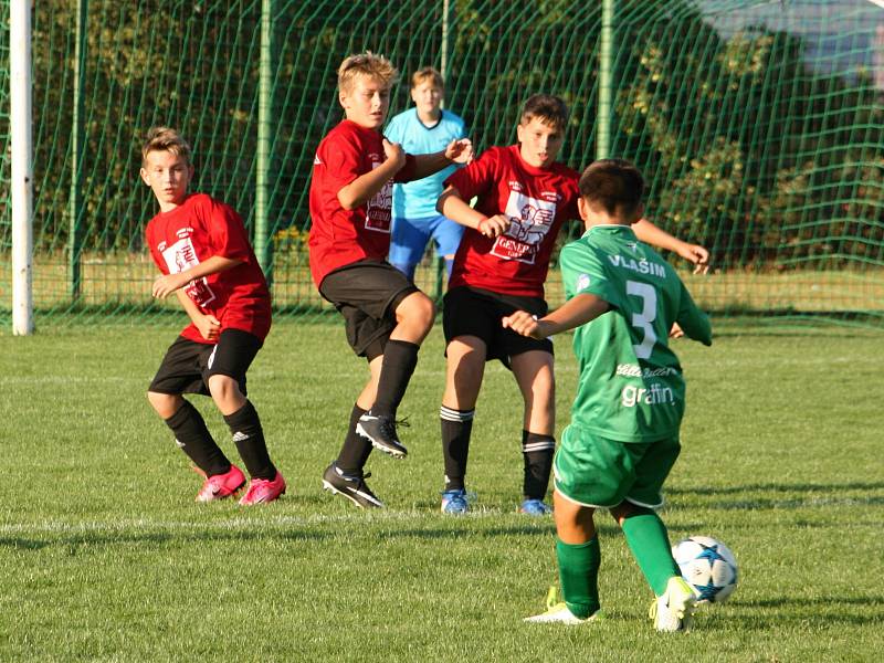 V mládežnickém fotbalovém turnaji MRak Cup triumfovala v kategorii U14 Vlašim, v kategorii U15 byl nejlepší Motorlet. 