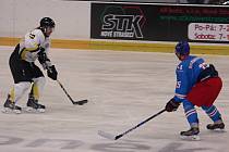 Hokejisté HC Rakovník zdolali v 6. kole krajské ligy Slaný 5:4.