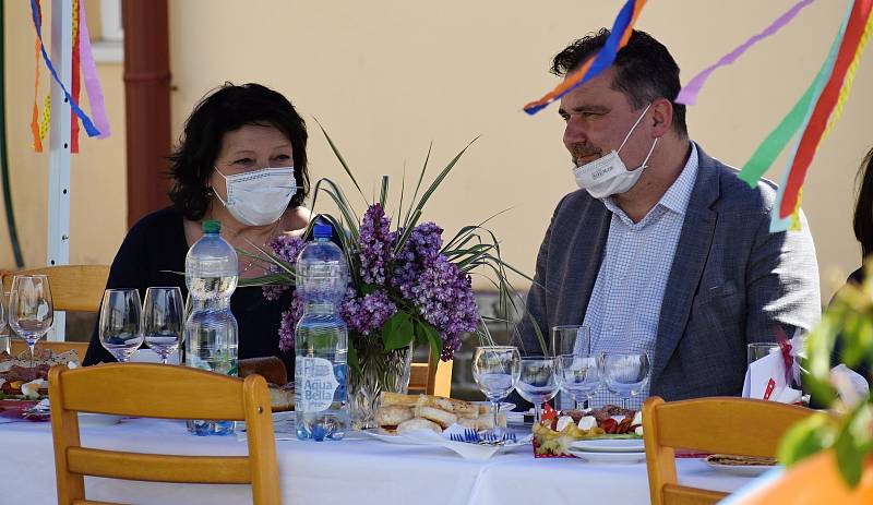 Cirkus Boboland v Domově seniorů v Novém Strašecí.