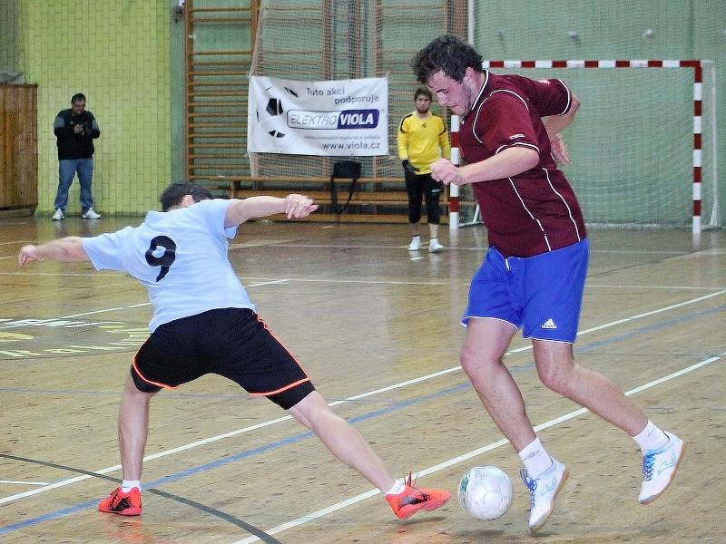 Jubilejní dvacátý ročník Viola Cupu ovládla symbolicky Elektro Viola. Ve finále zdolala loňského vítěze - FC Fokeful.