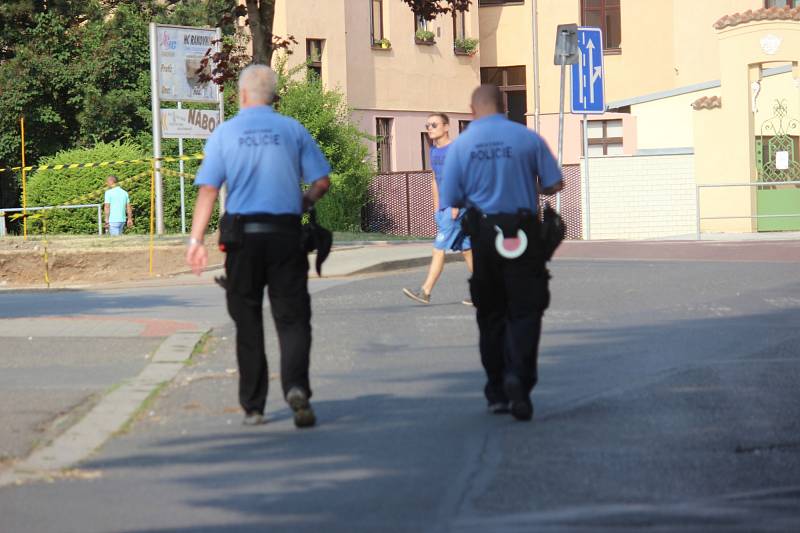 Rakovničtí studenti ve středu veřejně protestovali proti personálním změnám na místní obchodní akademii. 