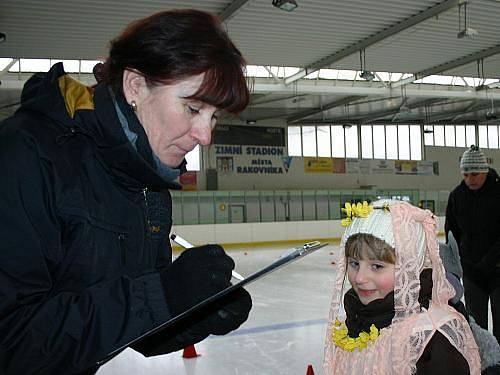 Maškarní karneval na ledě DDM Rakovník