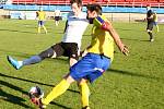 SK Rakovník v 10. kole divize A zdolal Soběslav 2:1. Oba góly domácích vstřelil Matěj Schwendt.