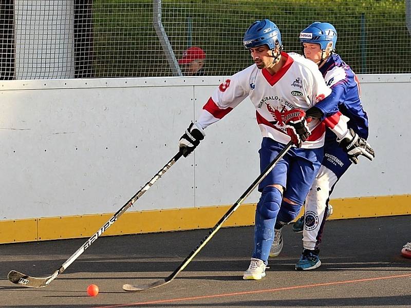 Hokejbalisté HBC Rakovník prohráli v přípravě s Mostem 1:3.