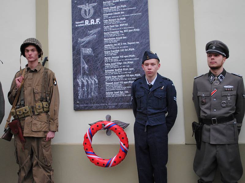 Den válečných veteránů na Husově náměstí v Rakovníku 2016