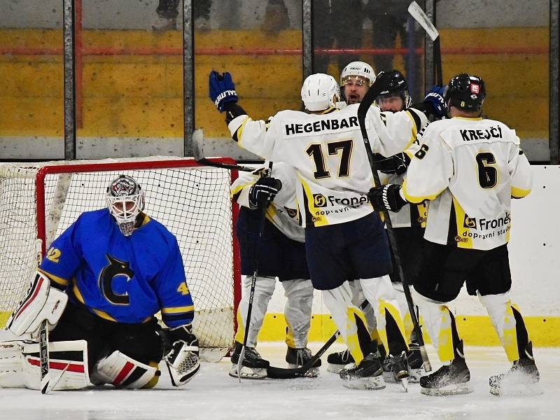 Hokejisté HC Rakovník rozstříleli Černošice 9:3.