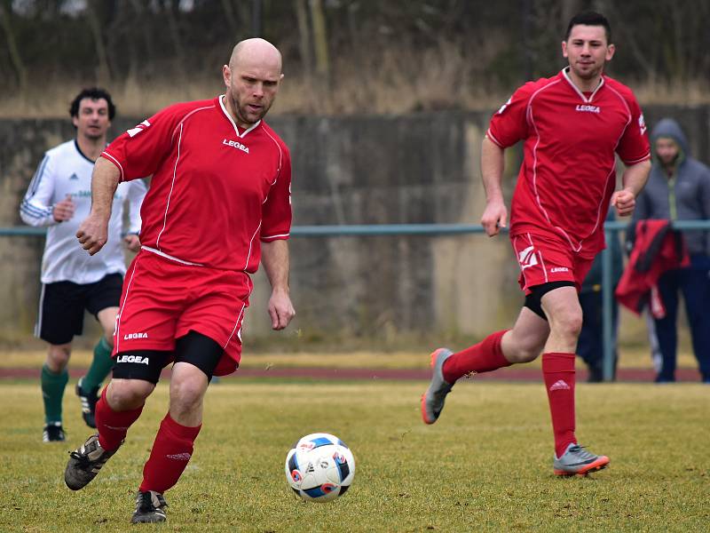 Rakovnická Olympie zdolala v prvním jarním kole okresního přeboru Kroučovou 3:0