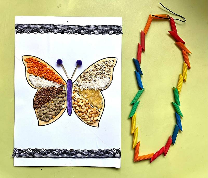 Děti navštěvující kreativní kroužek Agátka Rakovník tvořily na náhradních hodinách motýlky a náhrdelníky.