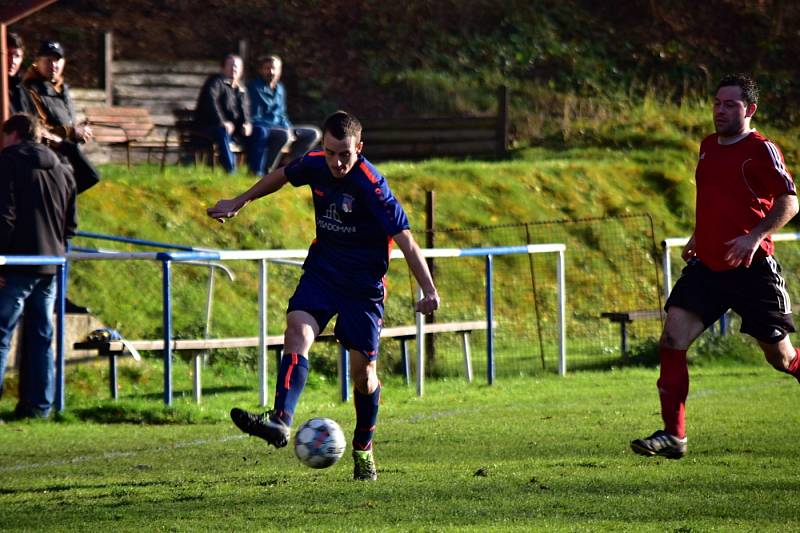 Okresní přebor: Městečko (v modrém) trochu překvapivě doma padlo s Jesenicí 2:4.