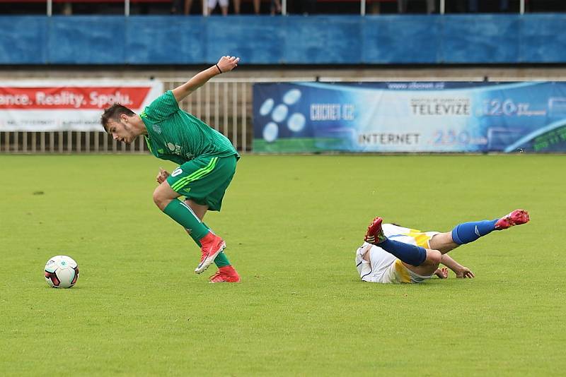 Z fotbalového utkání I.B třídy SK Rakovník B - Hostouň B (2:5)