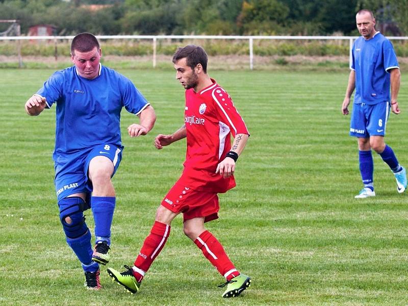 Fotbalisté Oráčova zdolali ve 4. kole III. třídy Šanov 5:1.