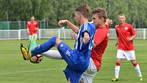 Novostrašečtí fotbalisté zdolali v regionálním derby Tuchlovice 6:3.