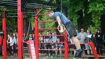 Pátý ročník Street workout Battle v Čermákových sadech.